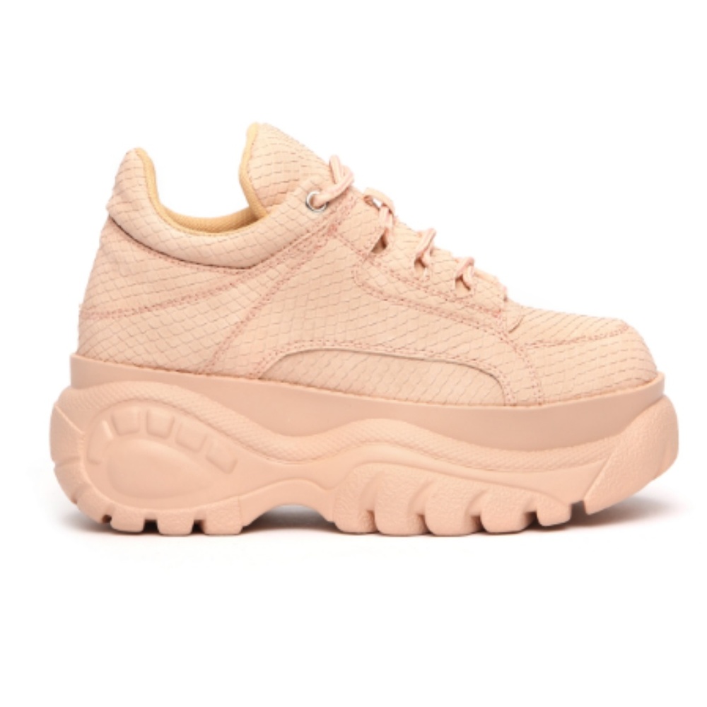 [SOLD]FASHION NOVA PLATFORM SNEAKER Lift Me Higher